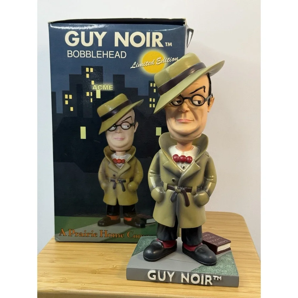 Guy Noir Garrison Keillor 7 1/2